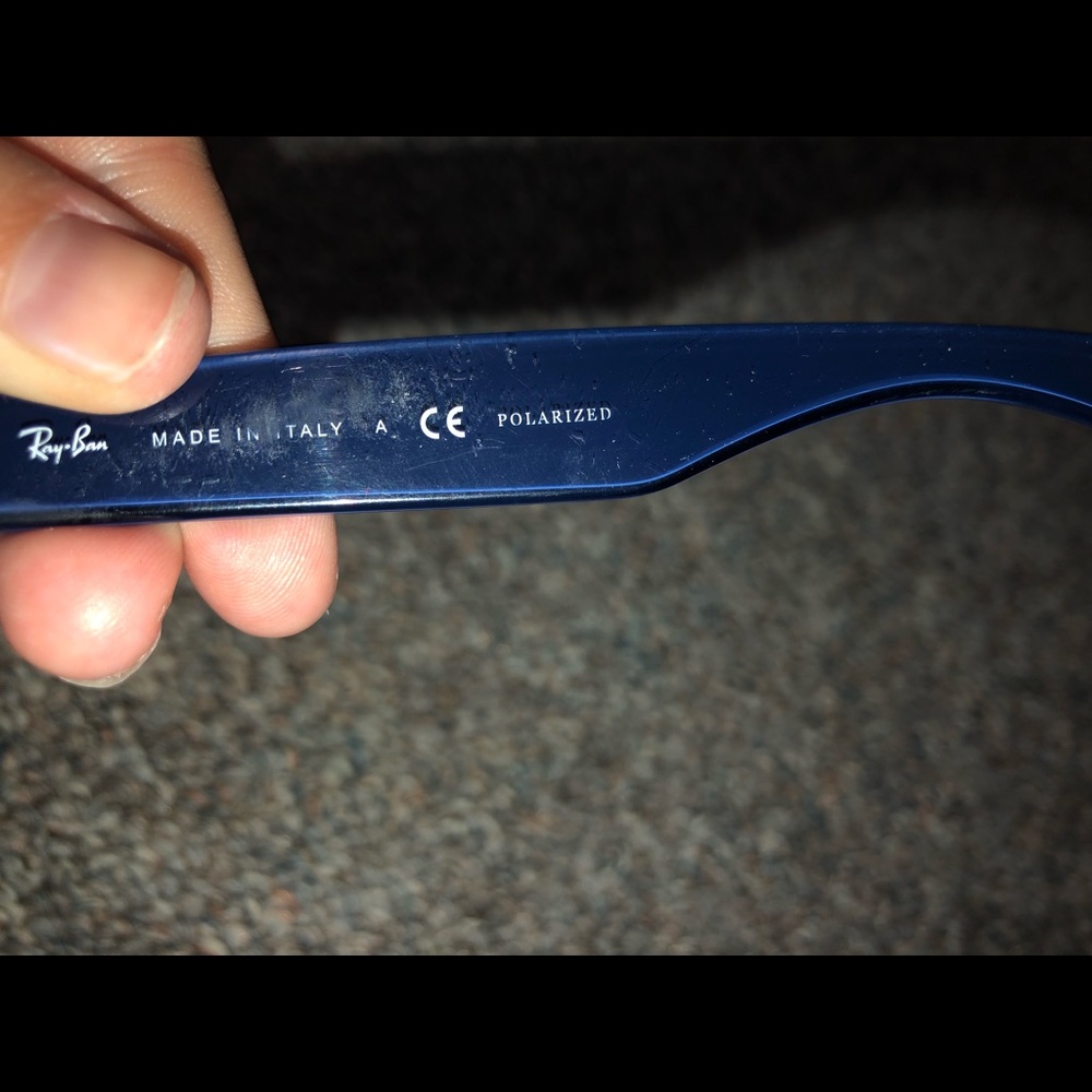 Authentic Ray Ban Polarized Glasses Unisex - Picture 3 of 3